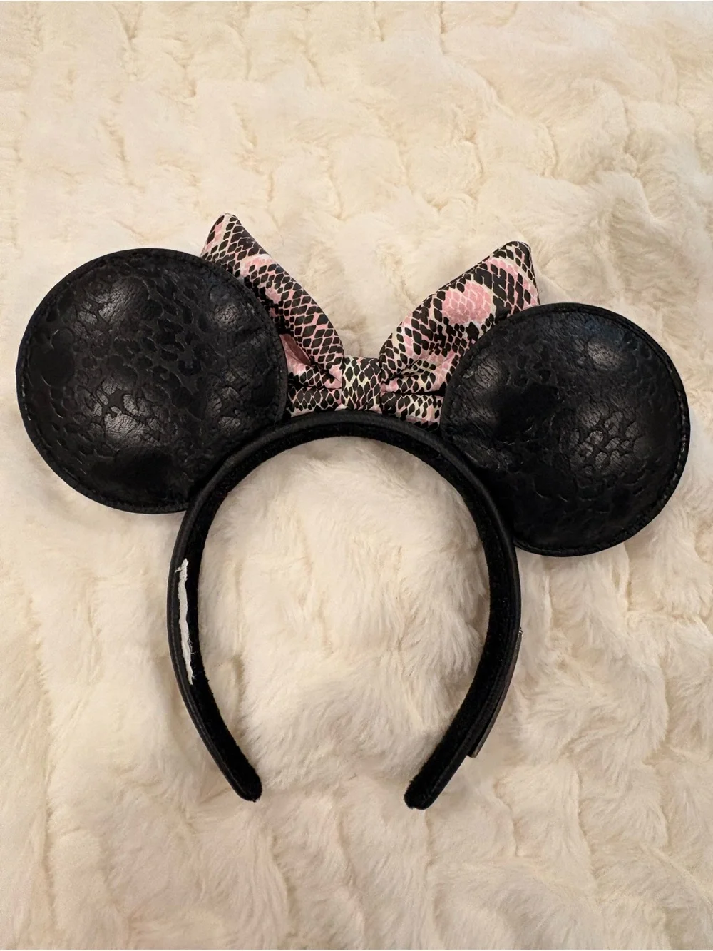 Loungefly Disney Animal Kingdom Black and Pink Minnie Mouse Ears Headband NWT